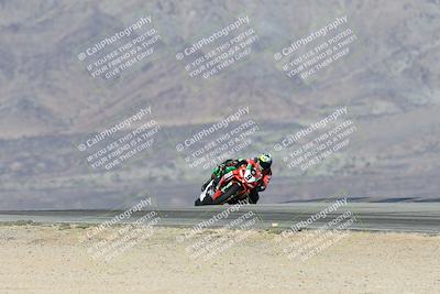 media/Dec-07-2025-CVMA (Sun) [[3e7d2de5dc]]/Race 7-Formula Lightweight Twins Shootout/